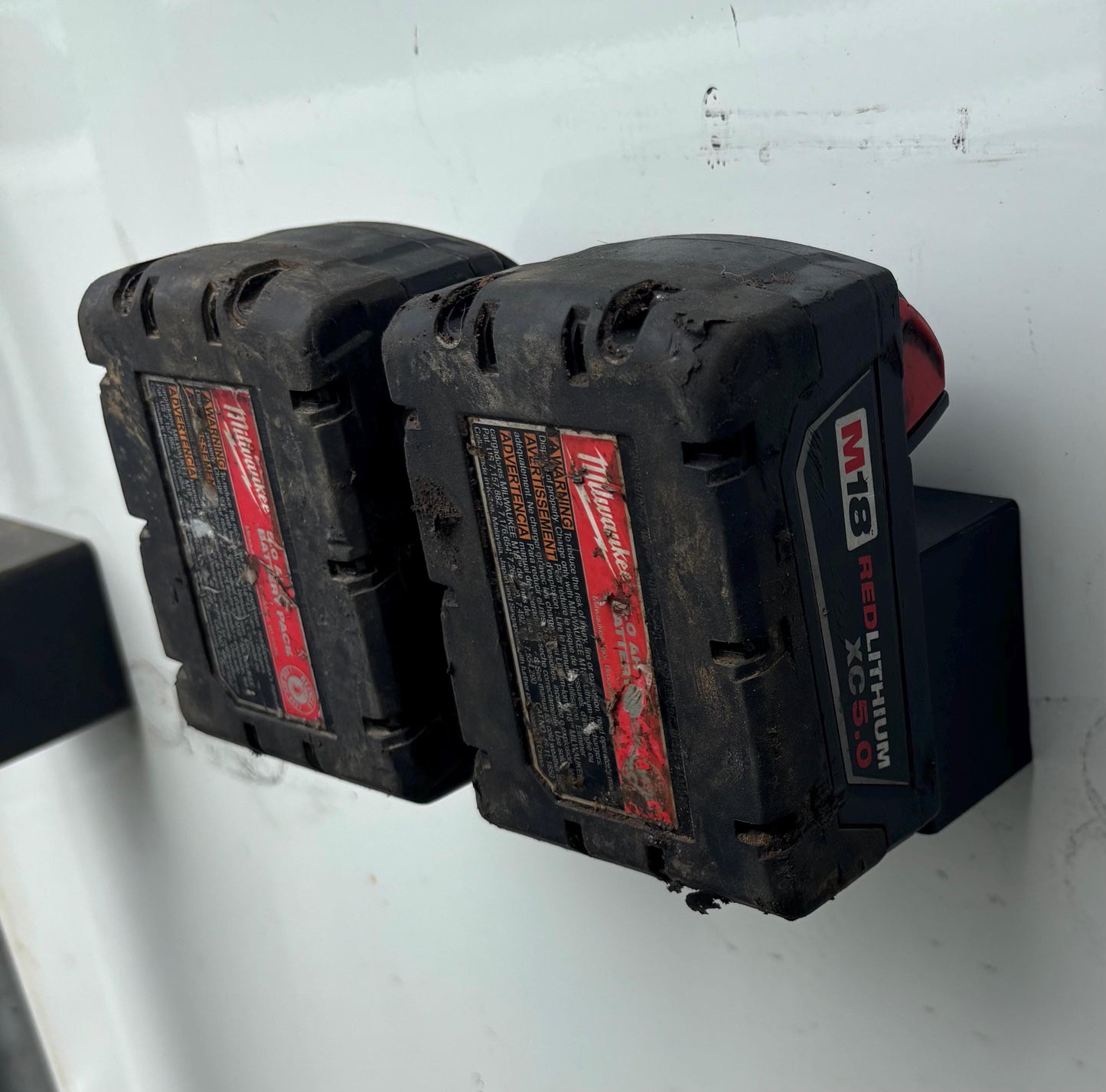 Milwaukee M18 Magnetic battery holder