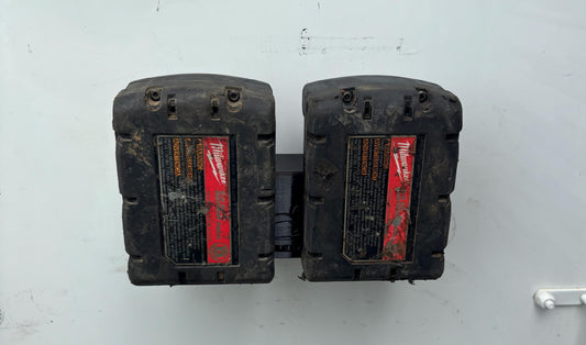 Milwaukee M18 Magnetic battery holder