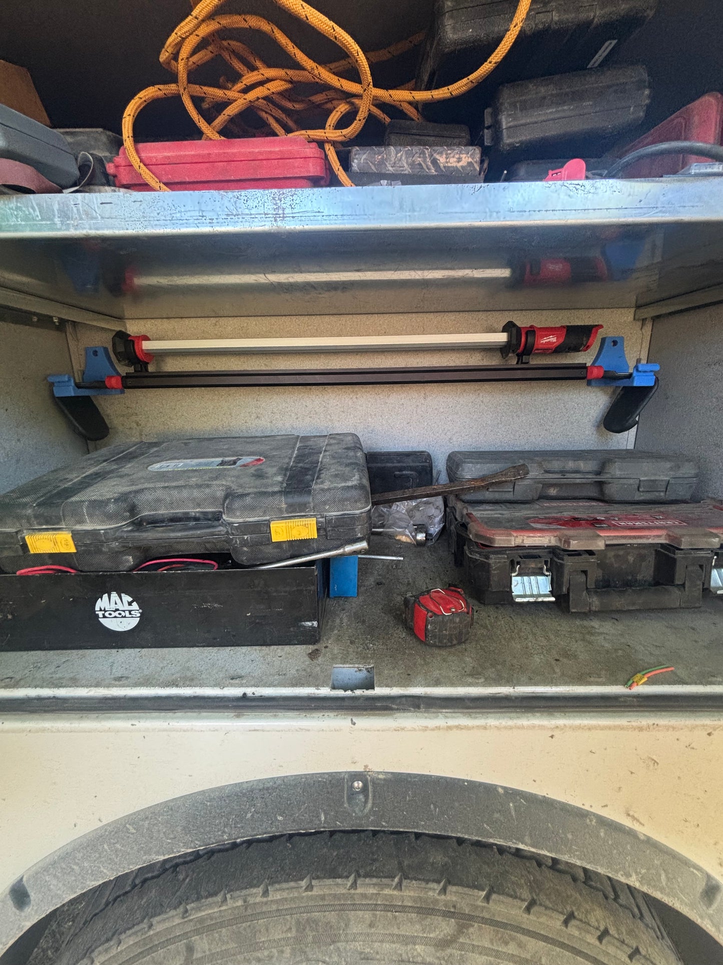 Milwaukee Under Hood Magnetic Mount