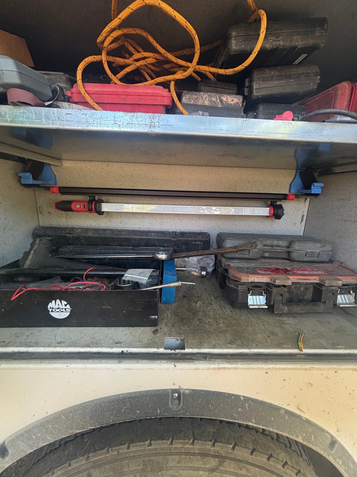 Milwaukee Under Hood Magnetic Mount