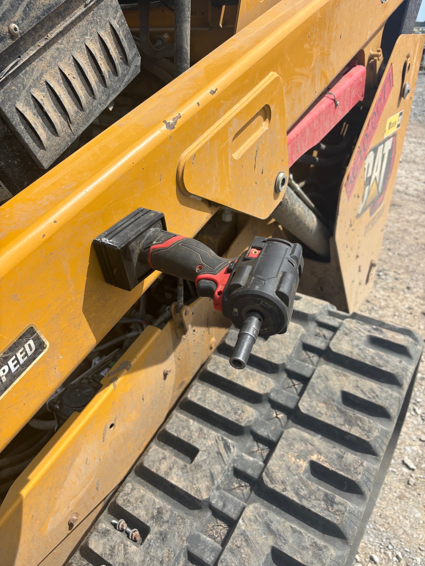 M12 Magnetic Boot