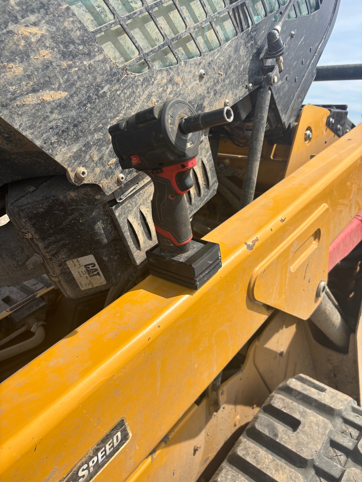 M12 Magnetic Boot