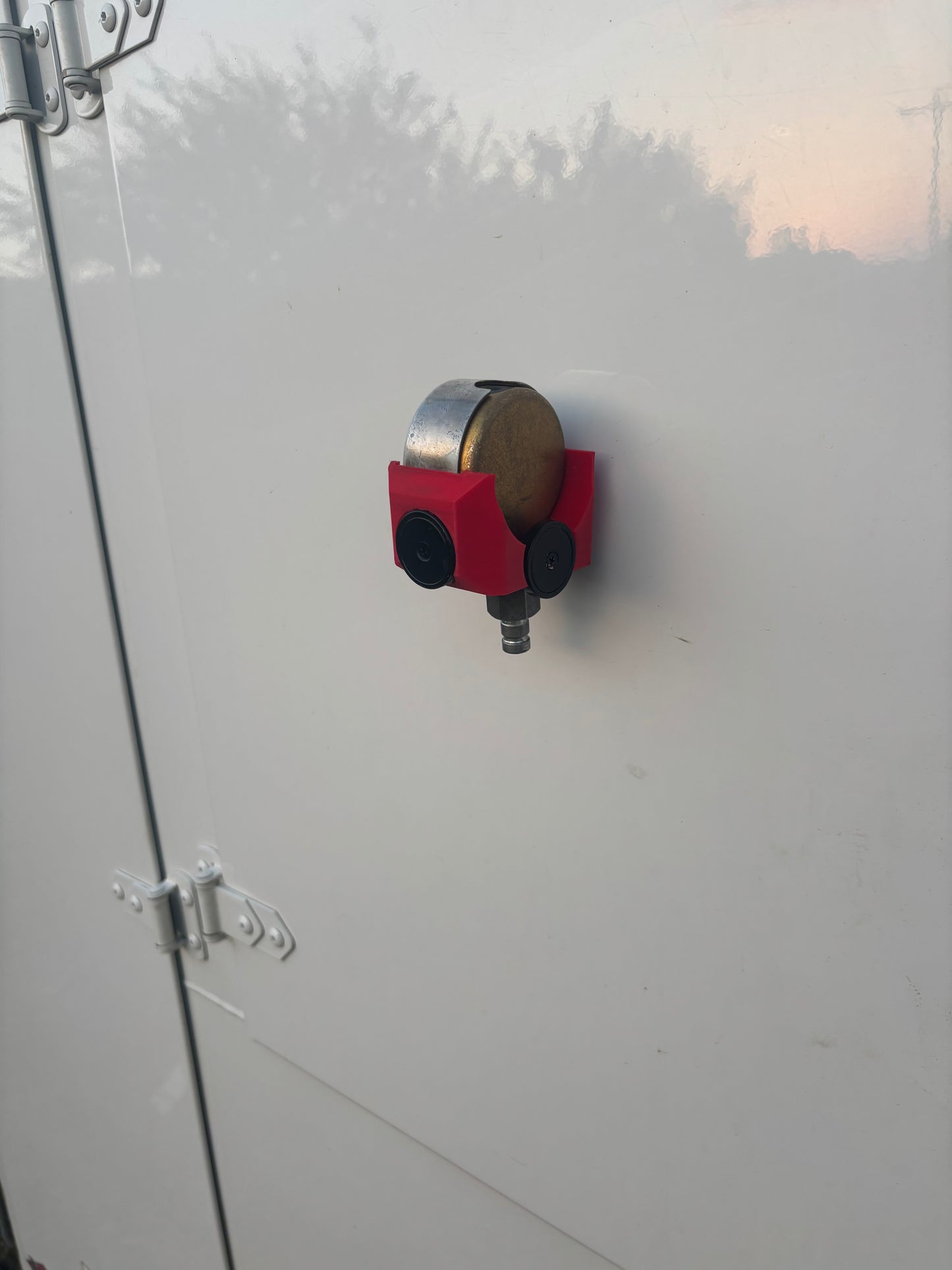 Magnetic Pressure Gauge Holder