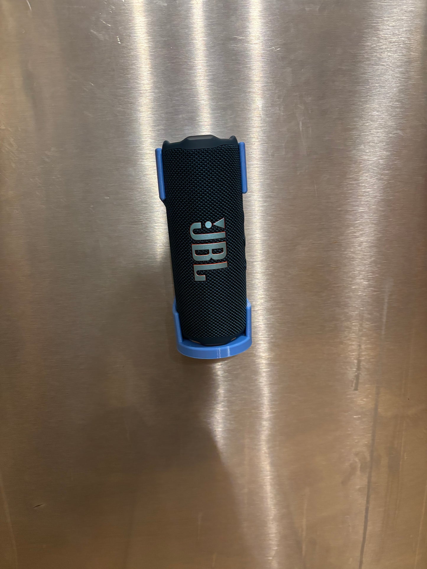 JBL Flip 7 Magnetic Speaker Mount